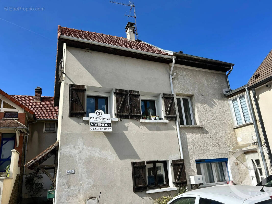 Maison à COURTRY