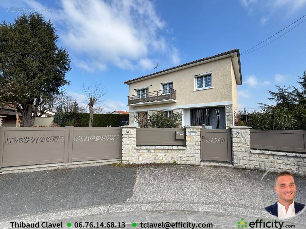 Maison à SAINT-YRIEIX-SUR-CHARENTE