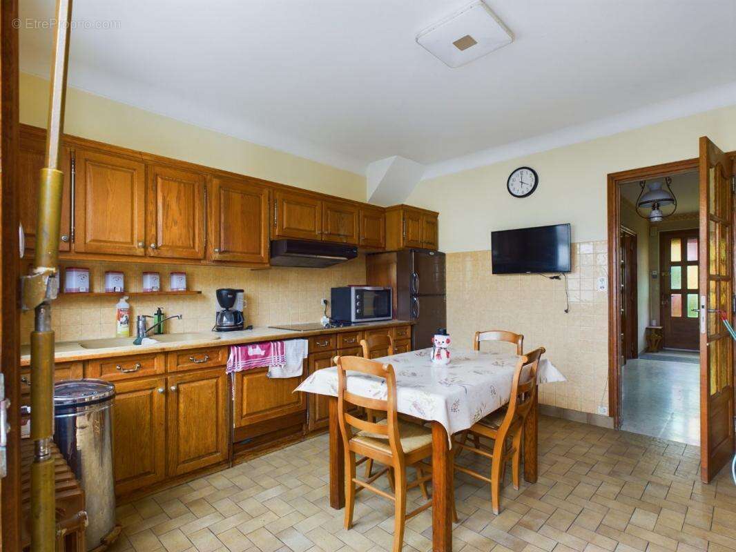 Maison à ROSIERES-EN-SANTERRE