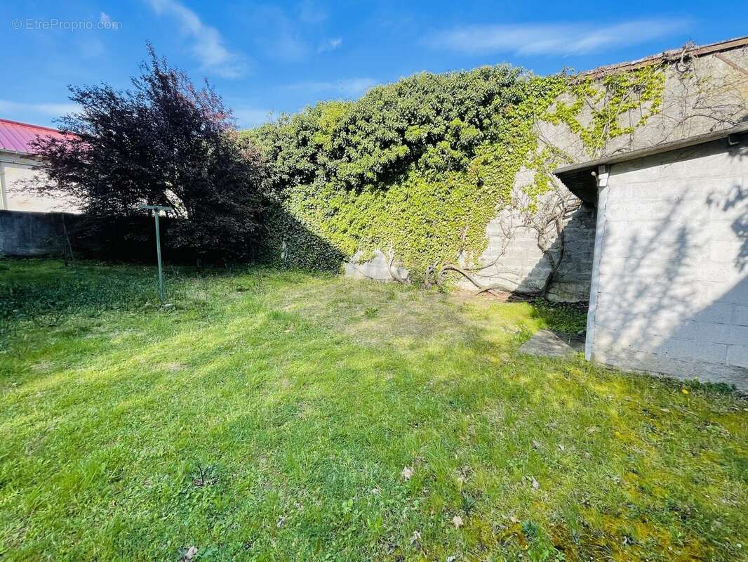 Maison 130 m² à Romans-Sur-Isere  - photo 7