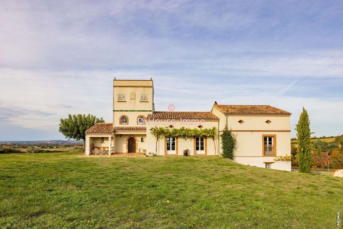 Maison 278 m² à Massac-Seran  - photo 8