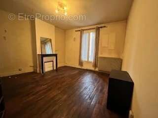 Commerce à IVRY-SUR-SEINE