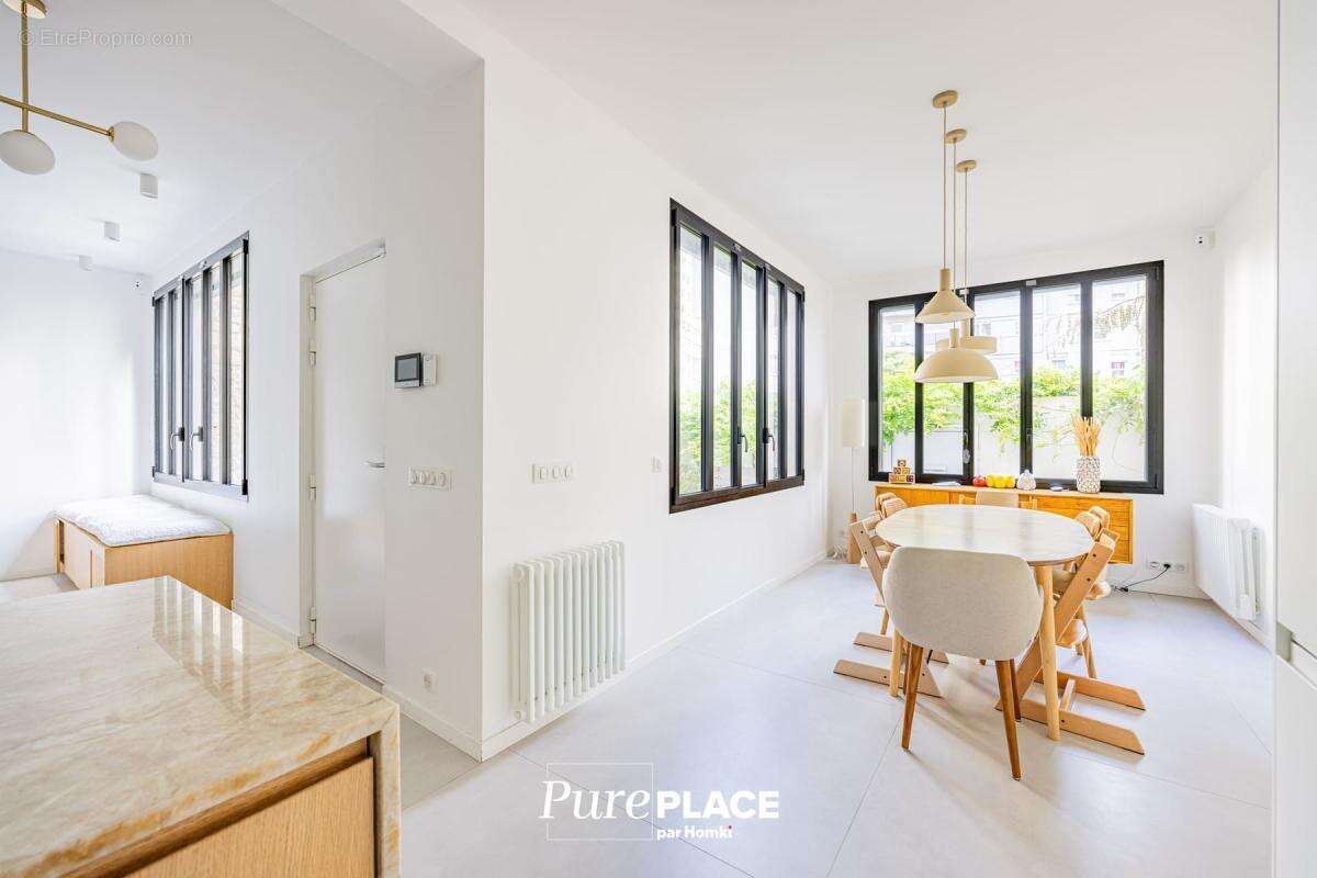 Maison à PARIS-14E