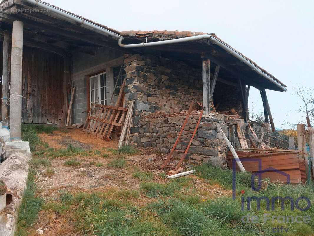 Maison 67 m² à Le Puy-En-Velay  - photo 3