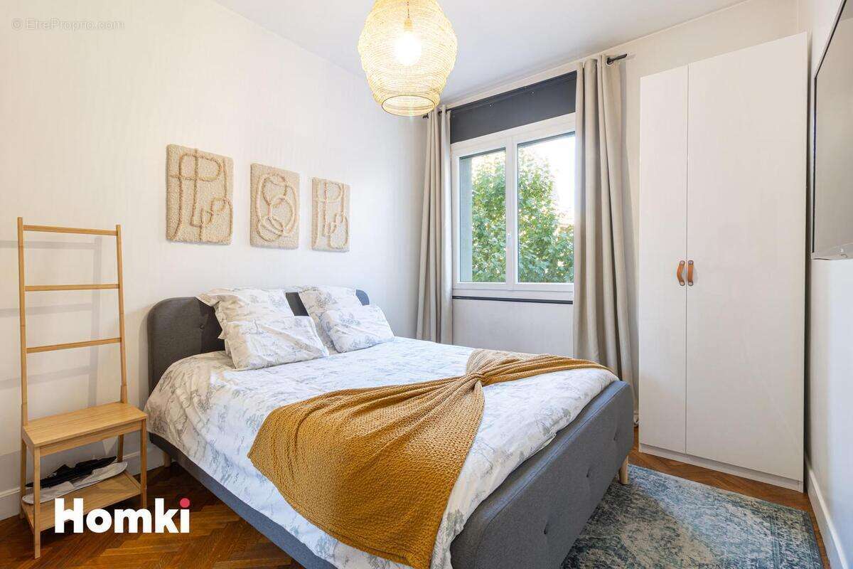 Appartement à MARSEILLE-8E