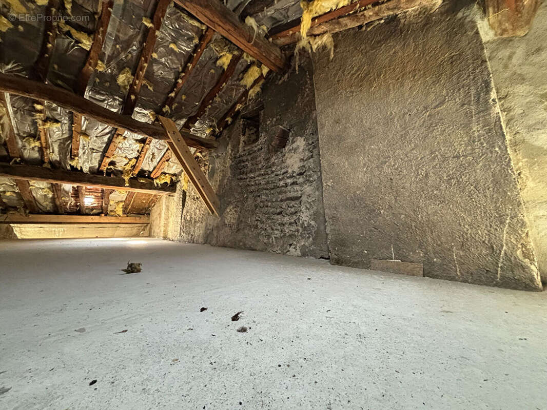 Appartement à MONTLUEL