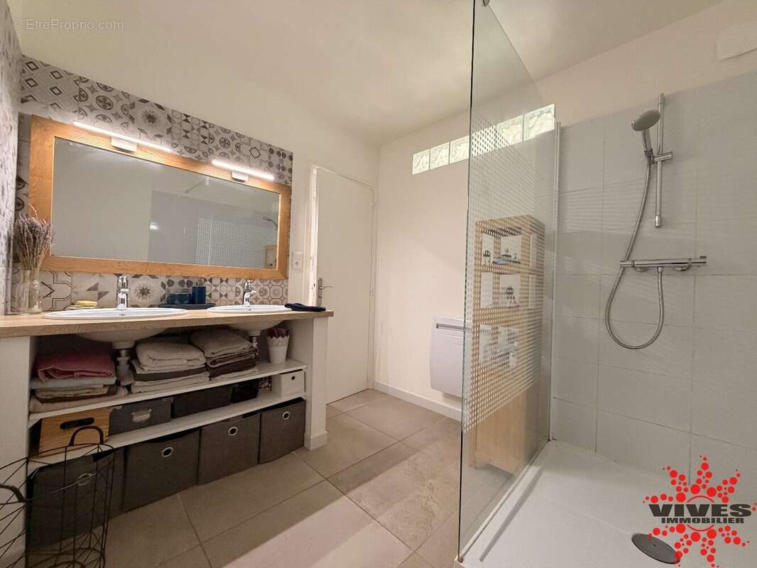 Maison à LIGNAN-SUR-ORB