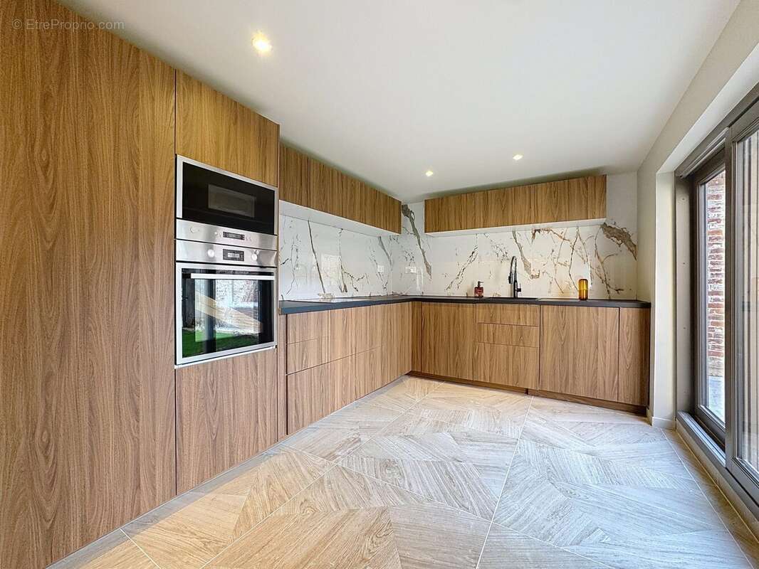 Maison à PONT-L&#039;EVEQUE