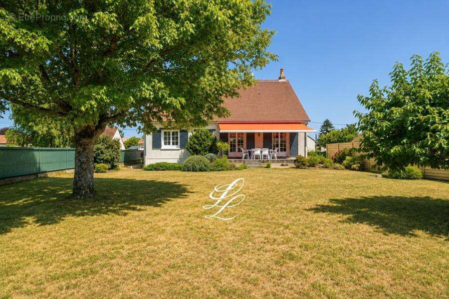 Maison 175 m² à Laigne-En-Belin  - photo 72