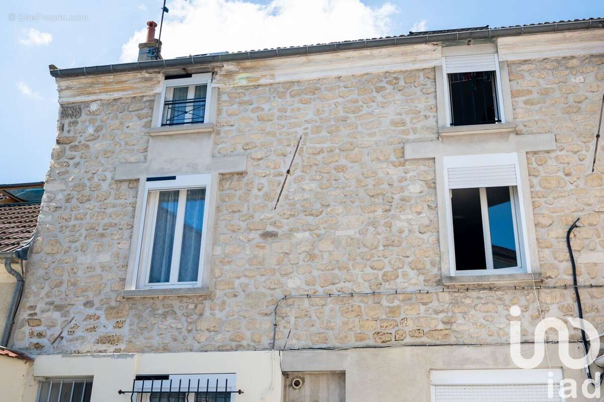 Photo 8 - Appartement à PIERRELAYE