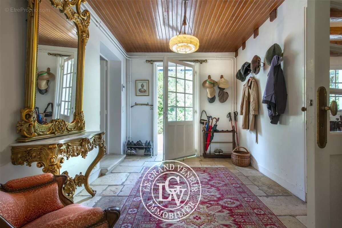 Maison à FONTAINEBLEAU