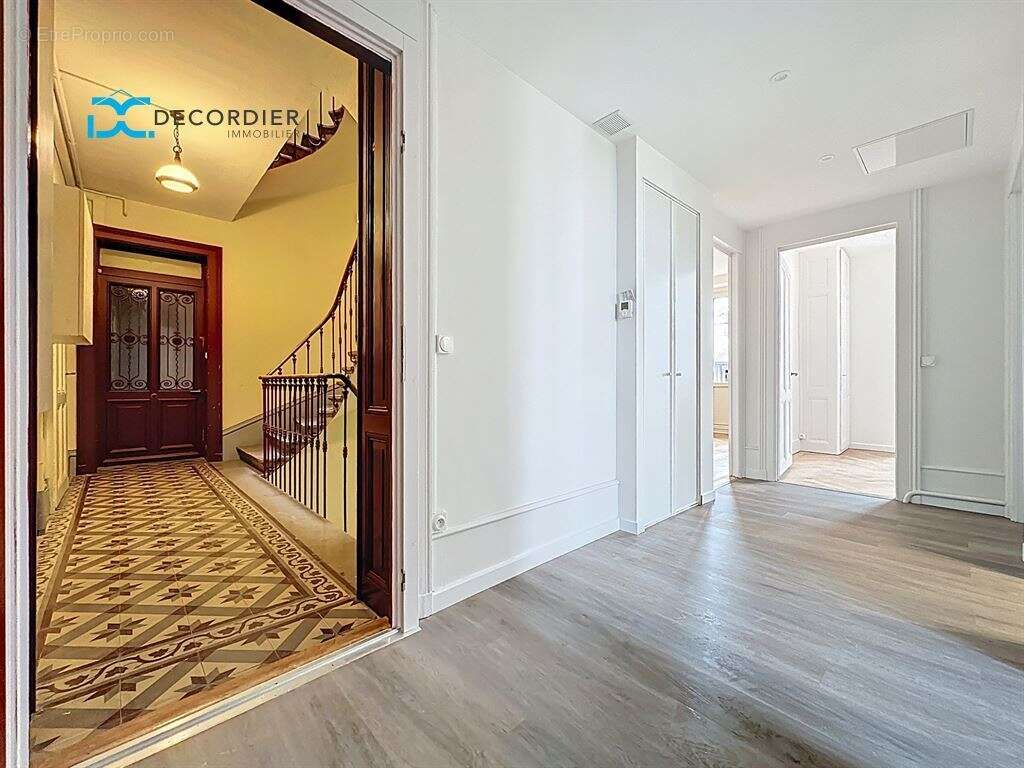 Appartement à EVIAN-LES-BAINS