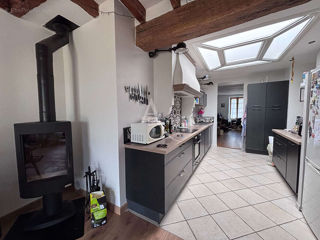 Maison de ville Château-Gontier Sur Mayenne 6 pièce(s) 123 m2 - photo 4