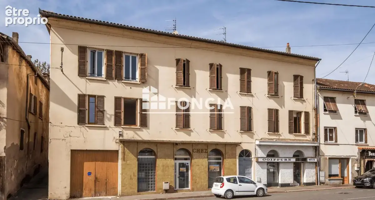Immeuble de rapport sur Aubin - 12 lots - Gestion Foncia - photo 1