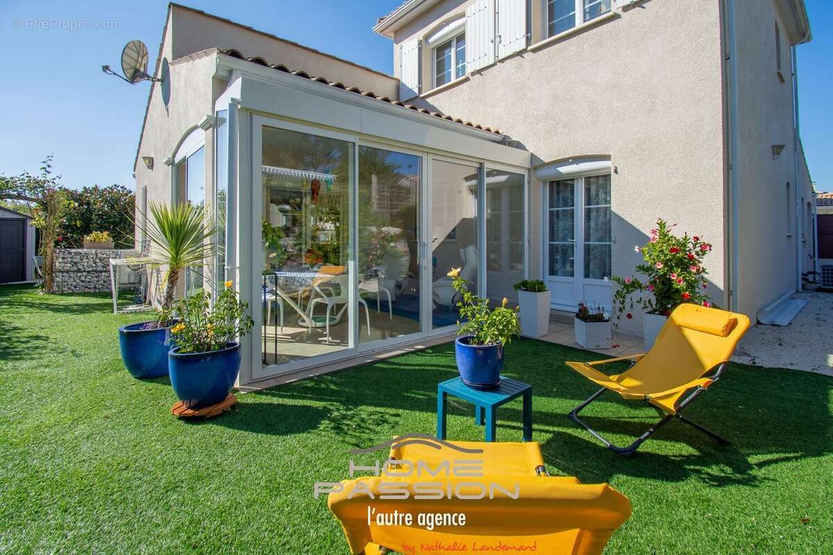 Maison à LES MATHES