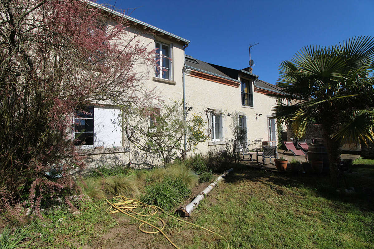 Maison 130 m² à Vineuil  - photo 10