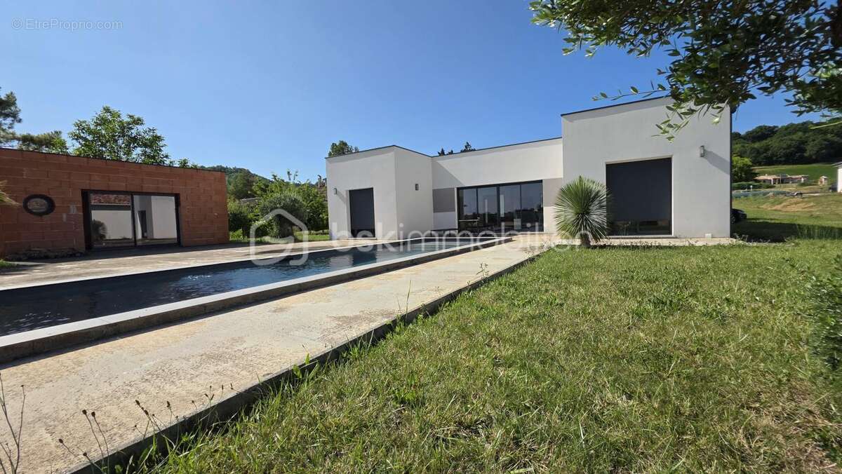 Maison à CASTELCULIER