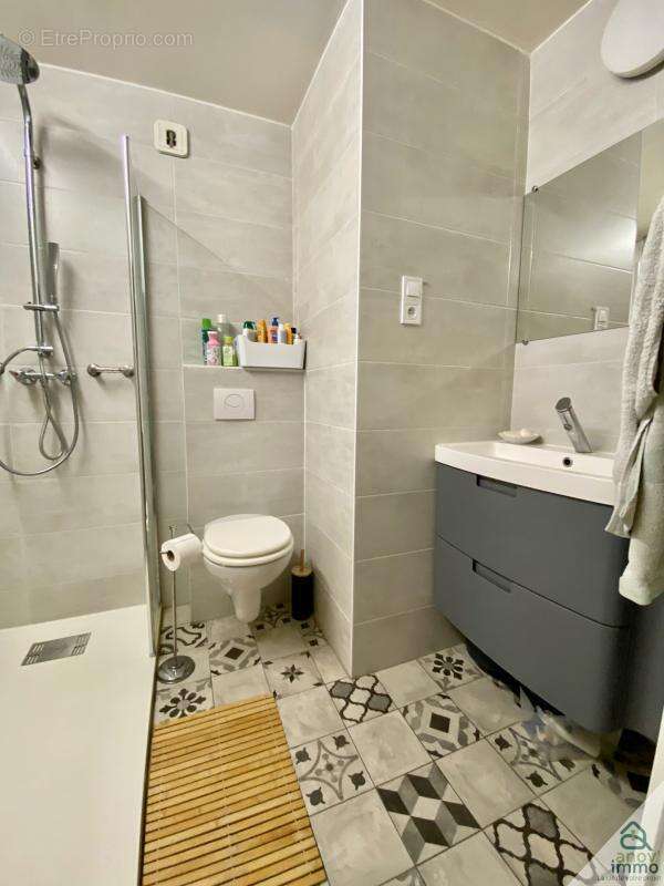 Grand appartement rénové 130 m2   Lyon 8   Secteur recherch - photo 6