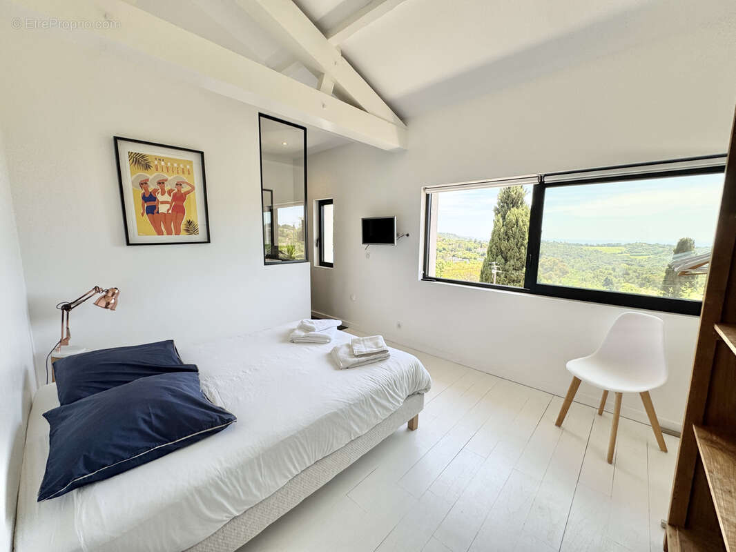 Maison à LA CROIX-VALMER