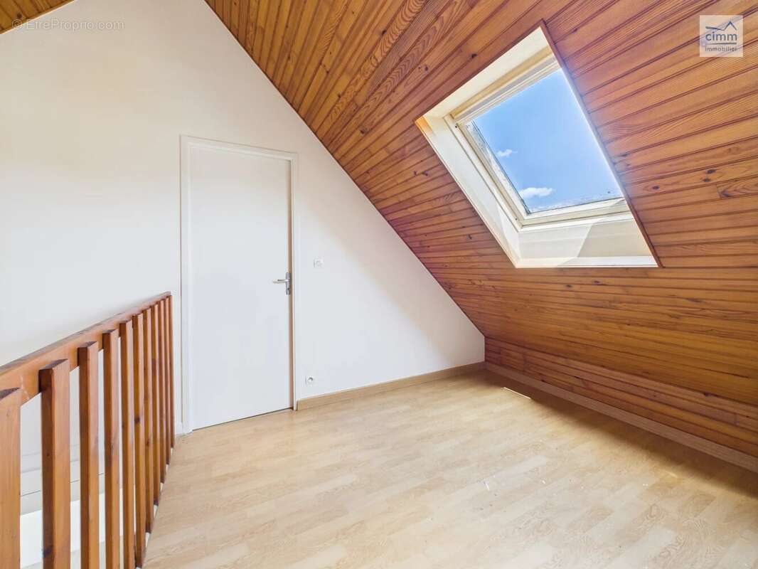 Maison à MAURE-DE-BRETAGNE