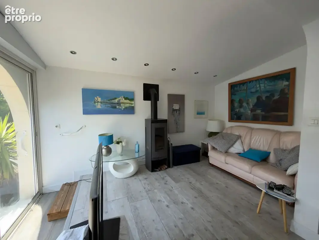 Maison 6 pièces 135 m² à vendre à Mortagne-Sur-Gironde (17120) - photo 6