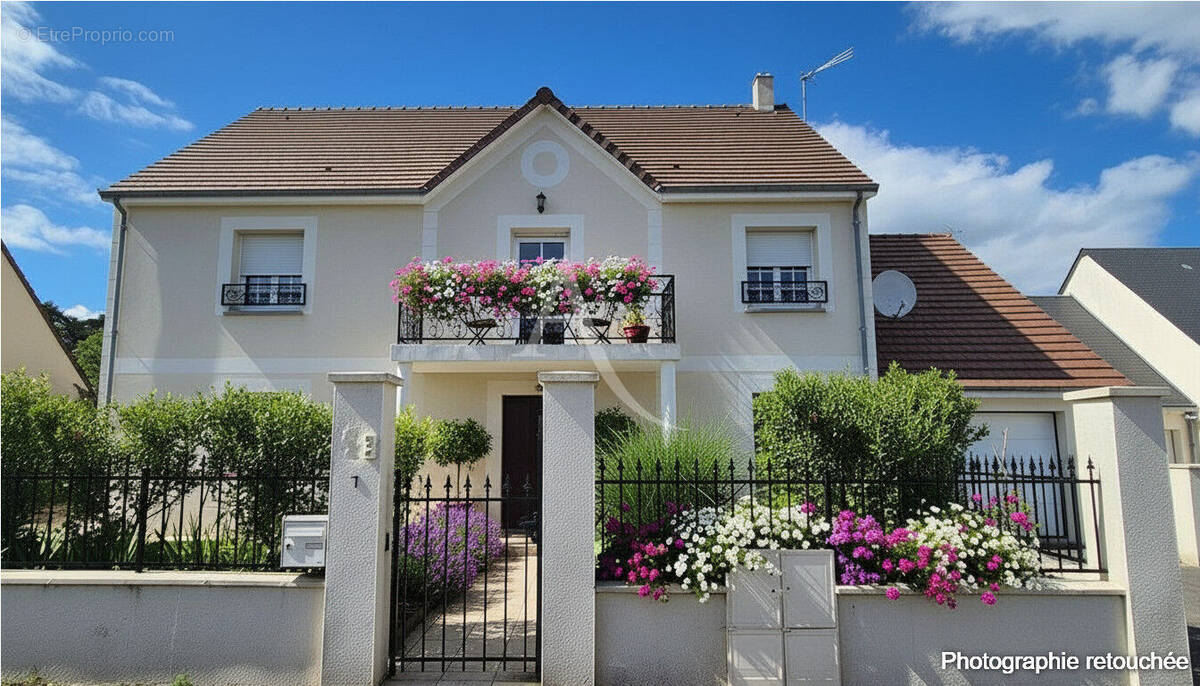 Maison à SAINT-GERVAIS-LA-FORET