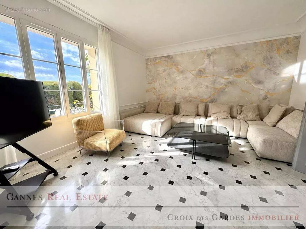 Appartement à CANNES
