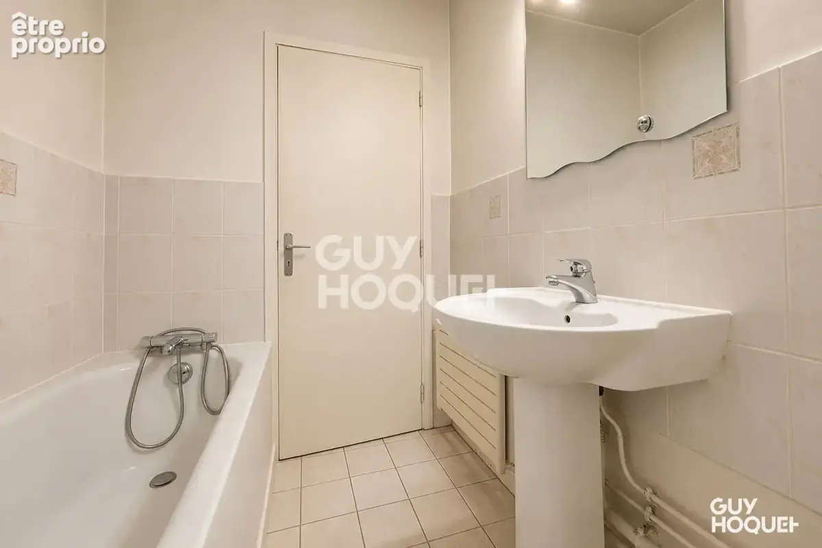 Studio 28 m² sans vis-à-vis - dernier étage - photo 7