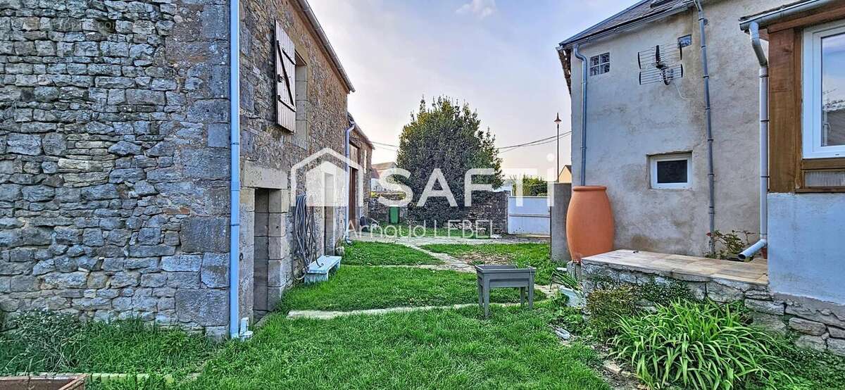 Maison 117 m² à Saint-Reverien  - photo 3