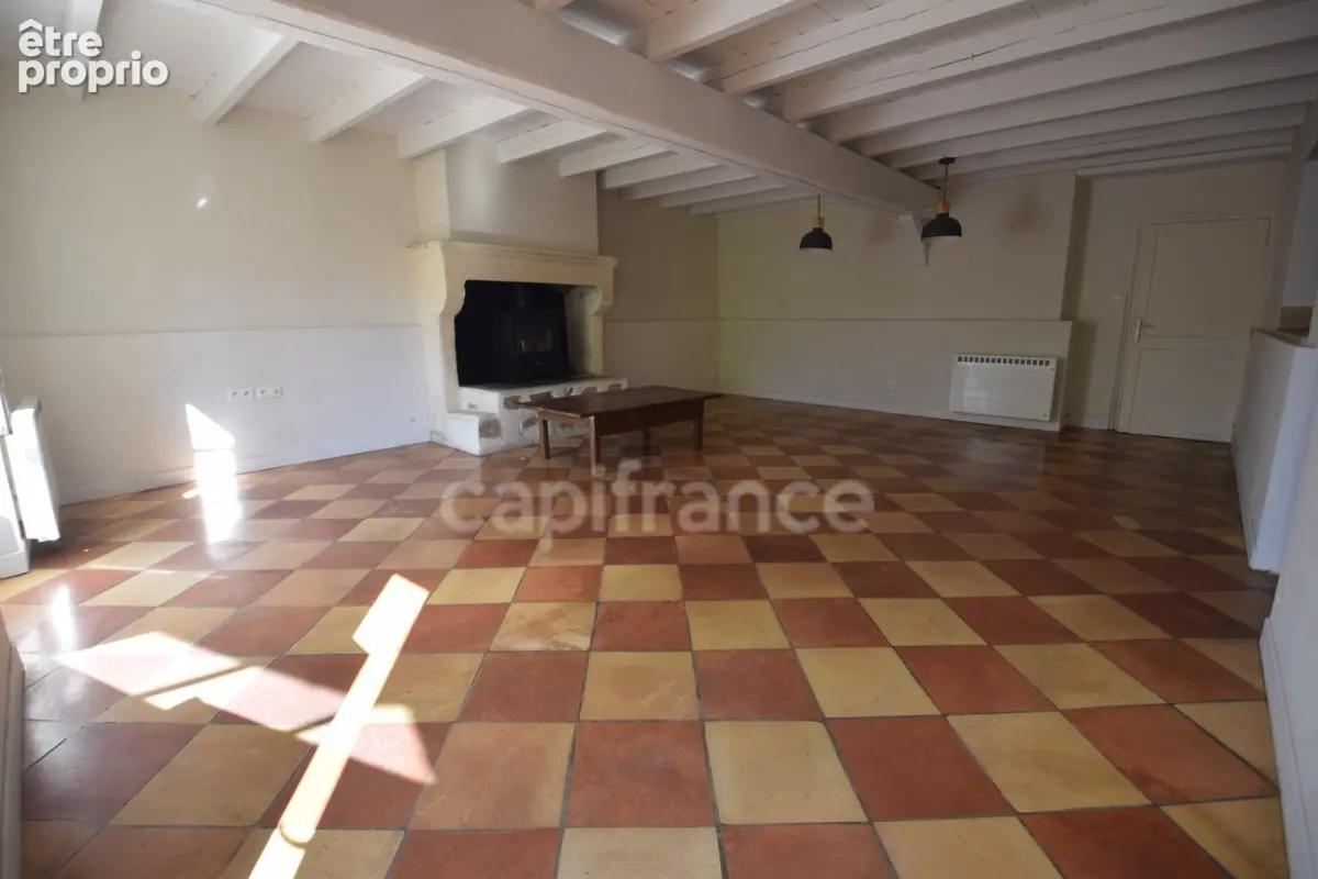 Maison en pierre dans un village de caractère, 4 chambres, garage, dépendances - photo 8