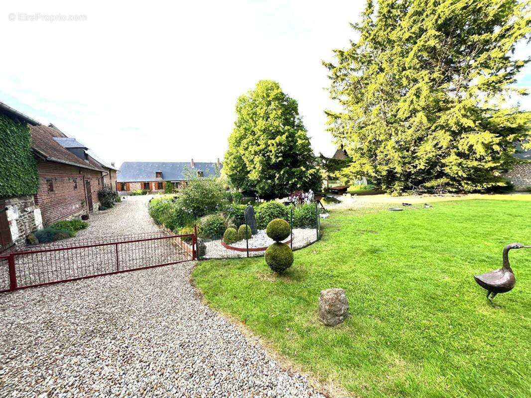 Corps de ferme Longère 5 chambres150 M2 - photo 2