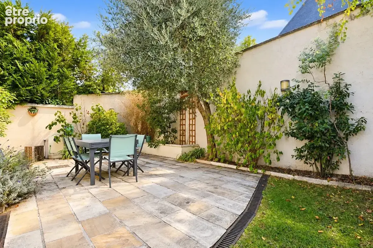 Exclusivite à chatou  maison lumineuse au calme absolu  4 chambres, jardin et garage - photo 2
