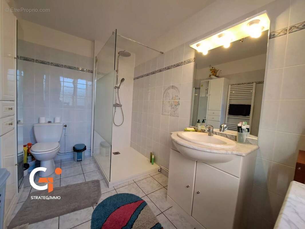 Maison à LA BOUILLE