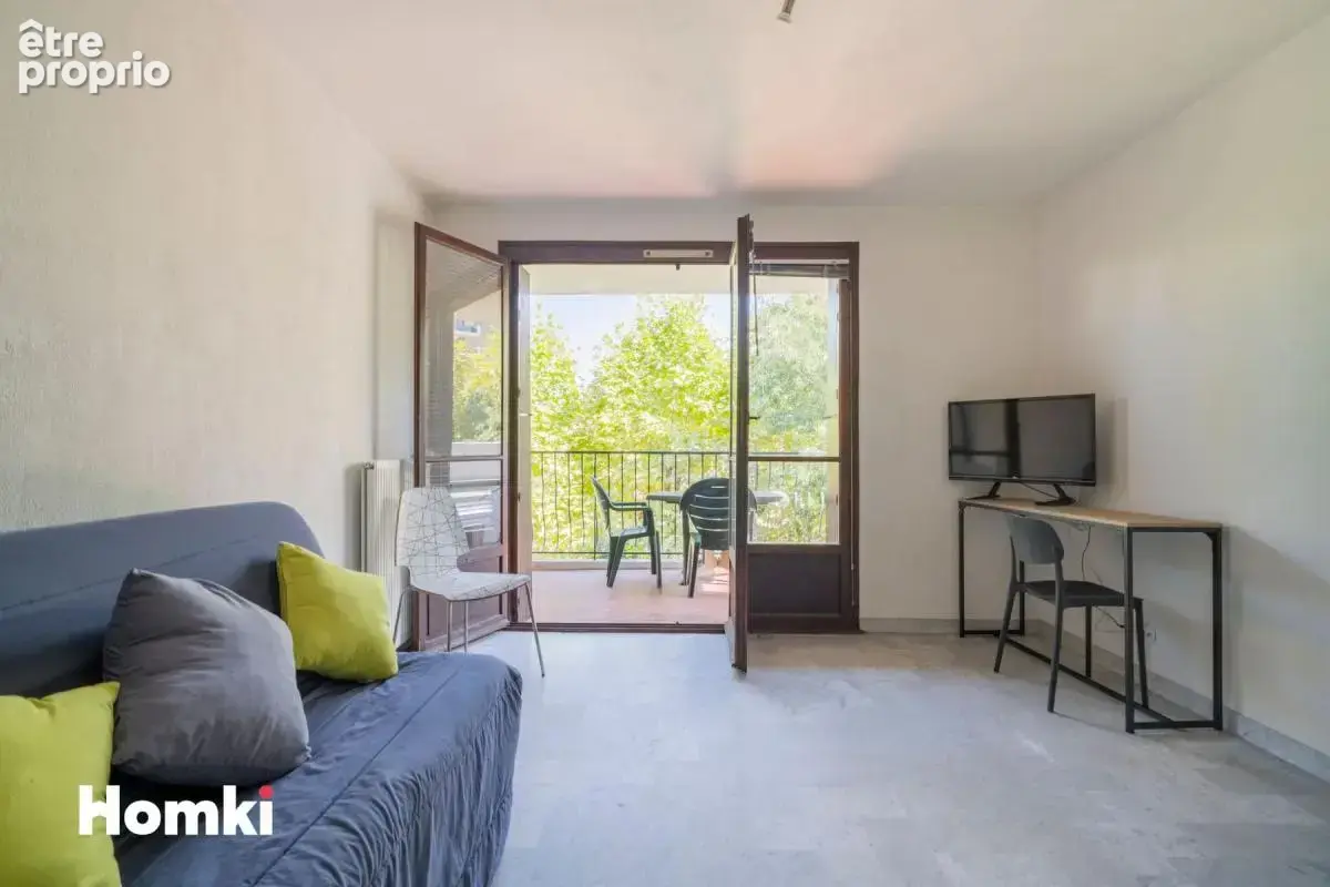 Appartement T1 dernier étage avec terrasse et parking - photo 6