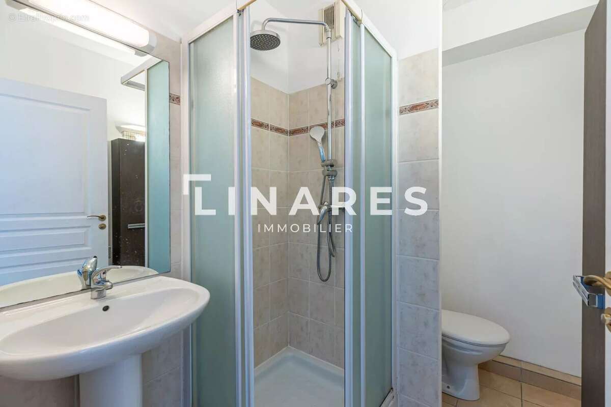 Appartement à MARSEILLE-5E