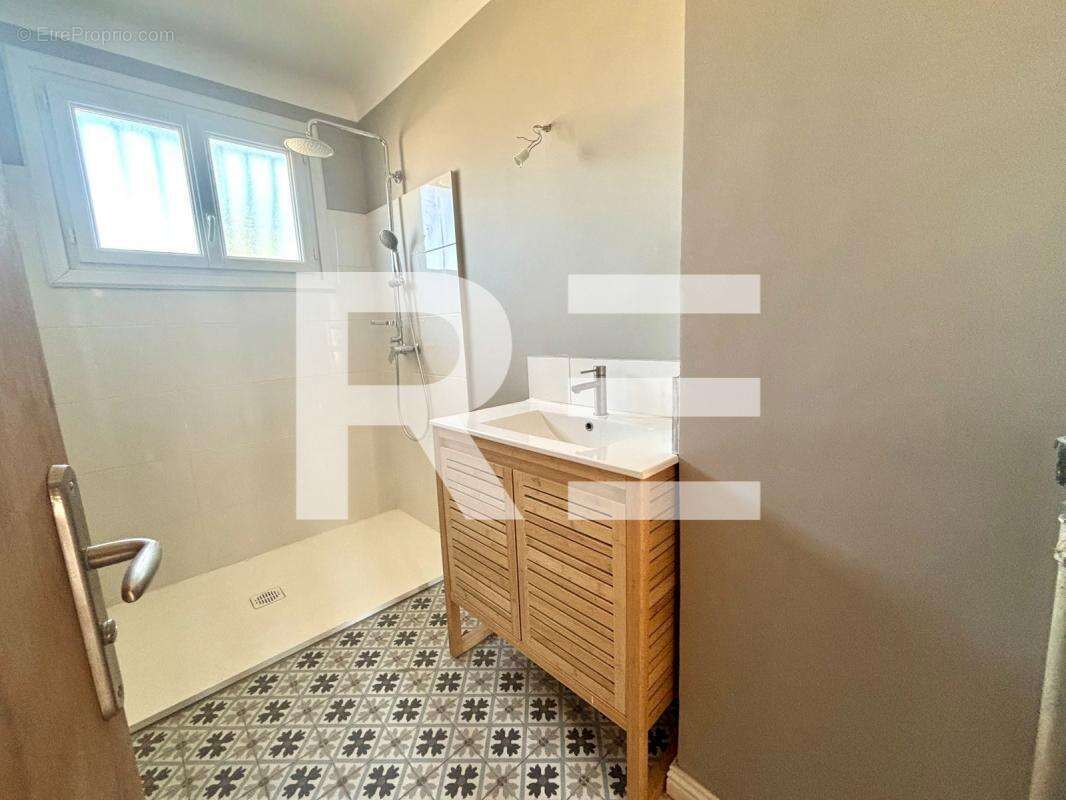 Maison à VAISON-LA-ROMAINE