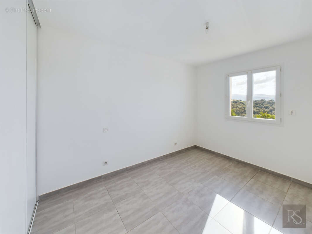 Appartement à BASTELICACCIA