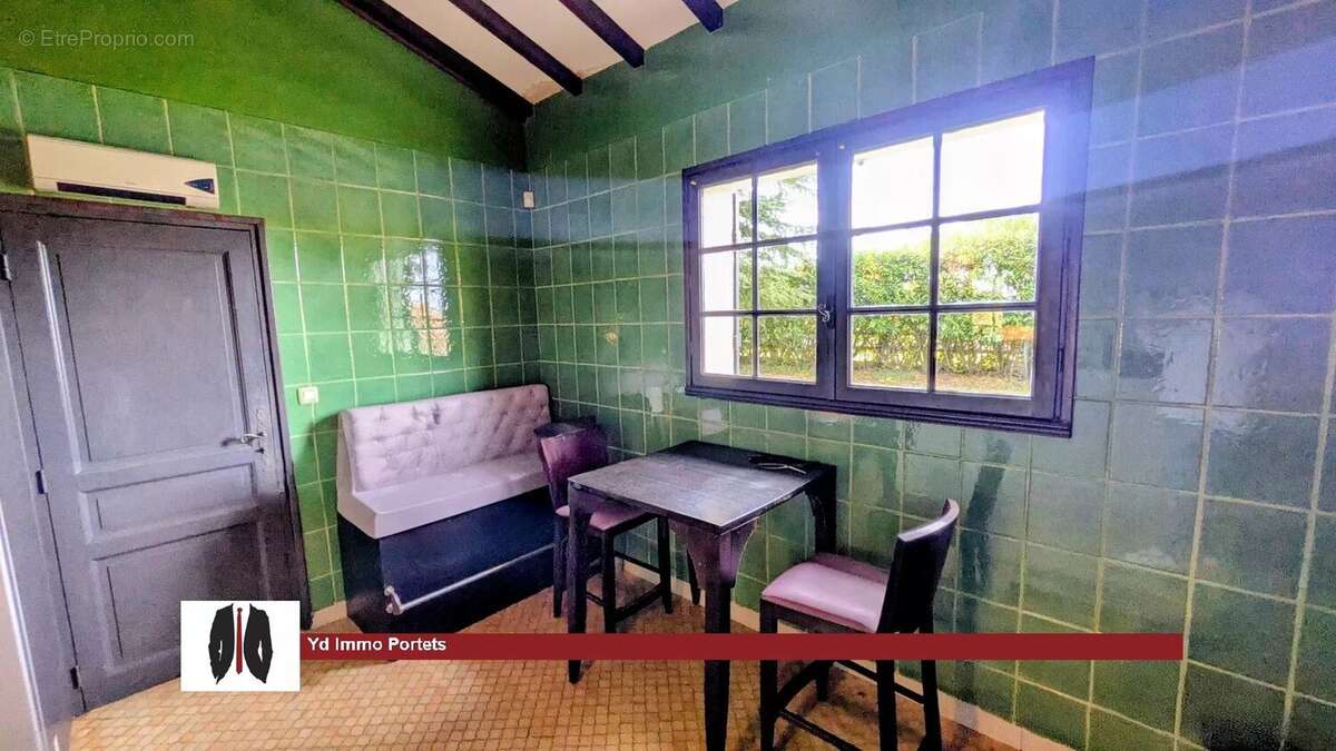 Maison à PORTETS