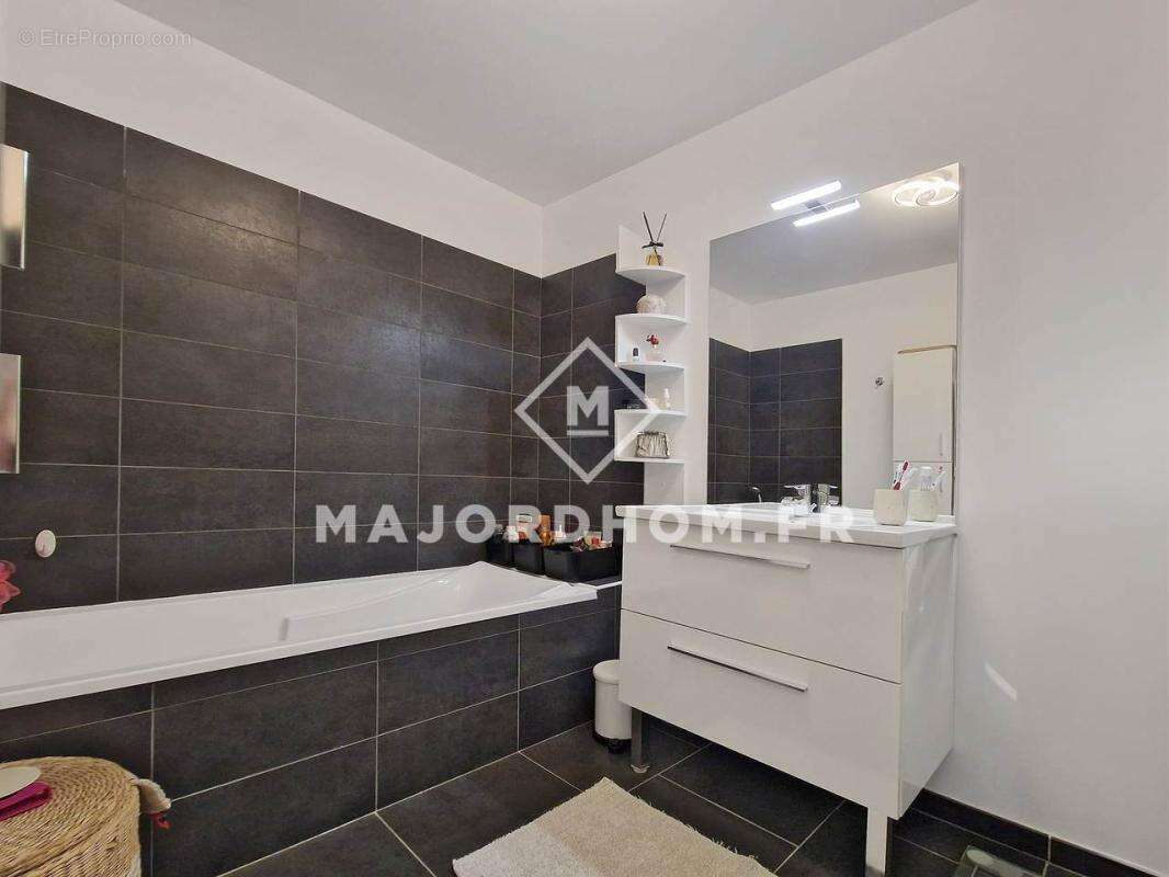 Appartement à MARSEILLE-9E
