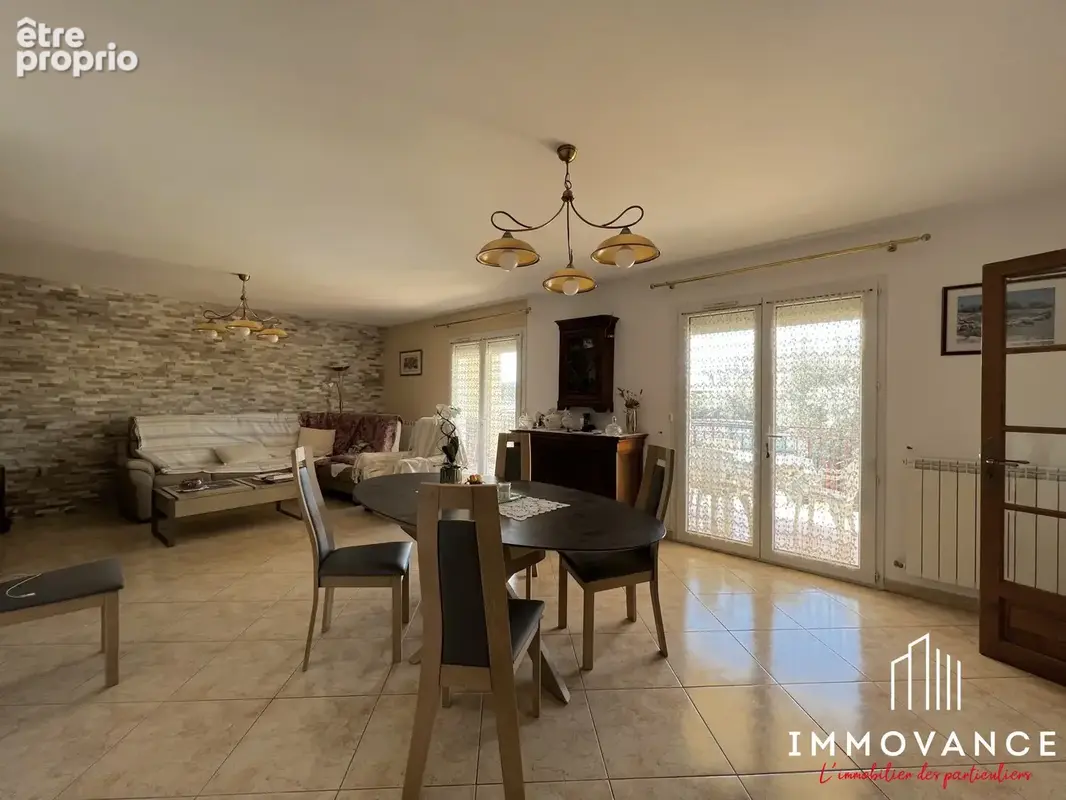 Maison 5 pièces 169 m² à vendre à Saint-Jean-De-Cuculles (34270) - photo 3