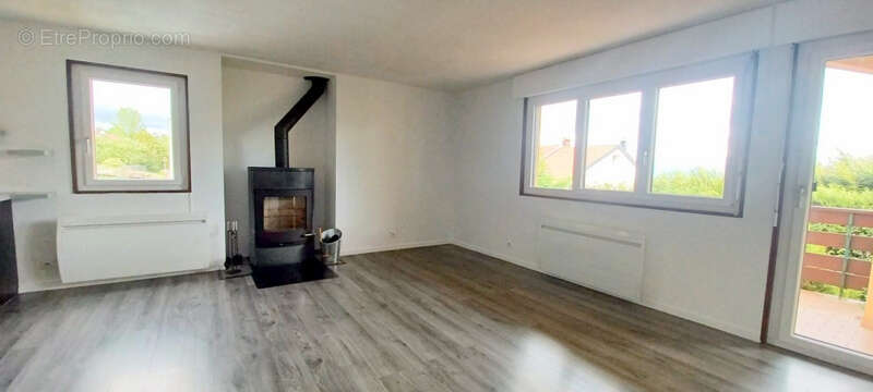 Appartement T3 avec parking et cave - photo 14