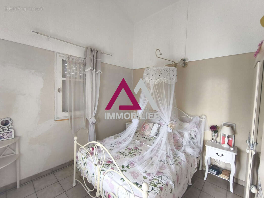 Maison à SAINT-DENIS