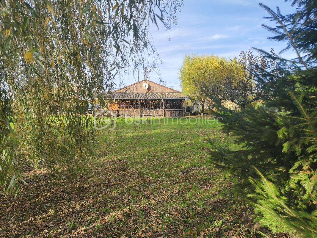 Maison à L&#039;ABERGEMENT-DE-CUISERY