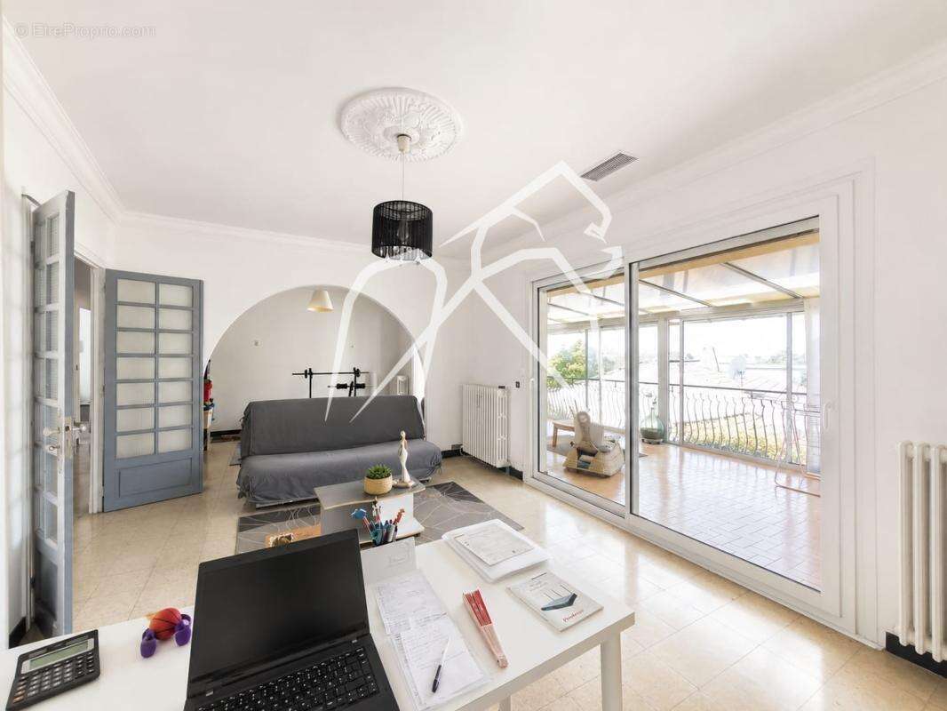 Villa 170m²  piscine  6 chambres  appartement independant sur 500m² de terrain - photo 11
