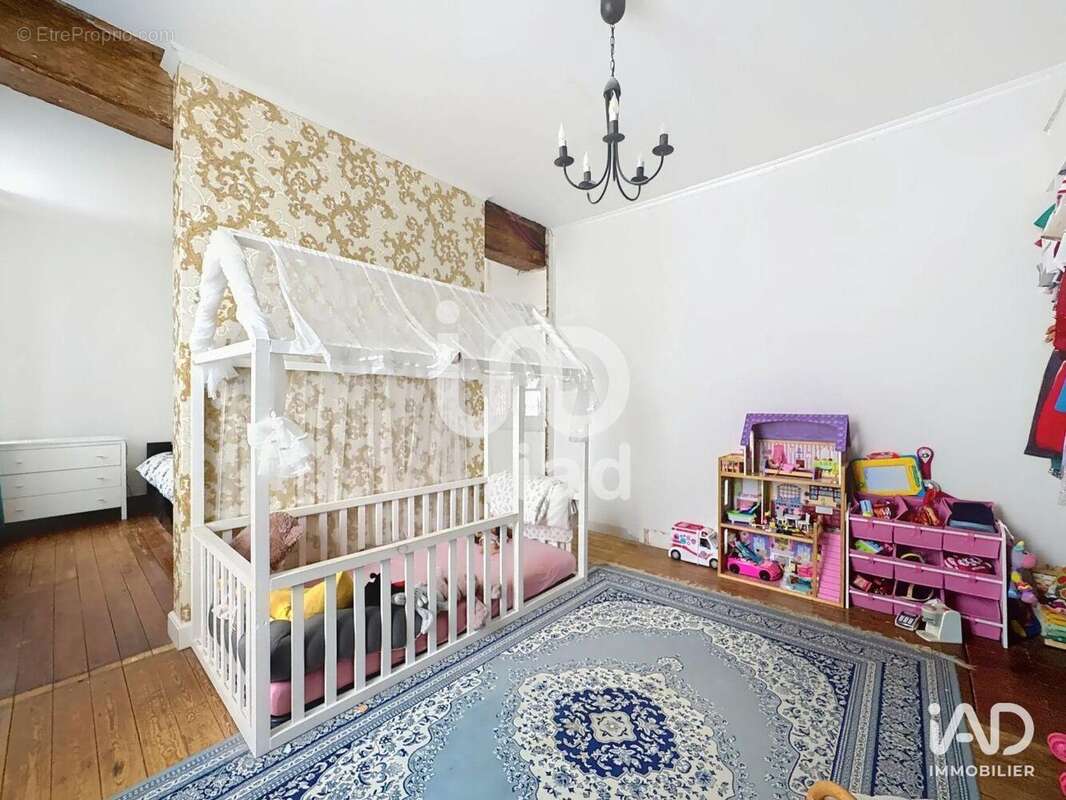 Photo 8 - Commerce à NOUANS-LES-FONTAINES