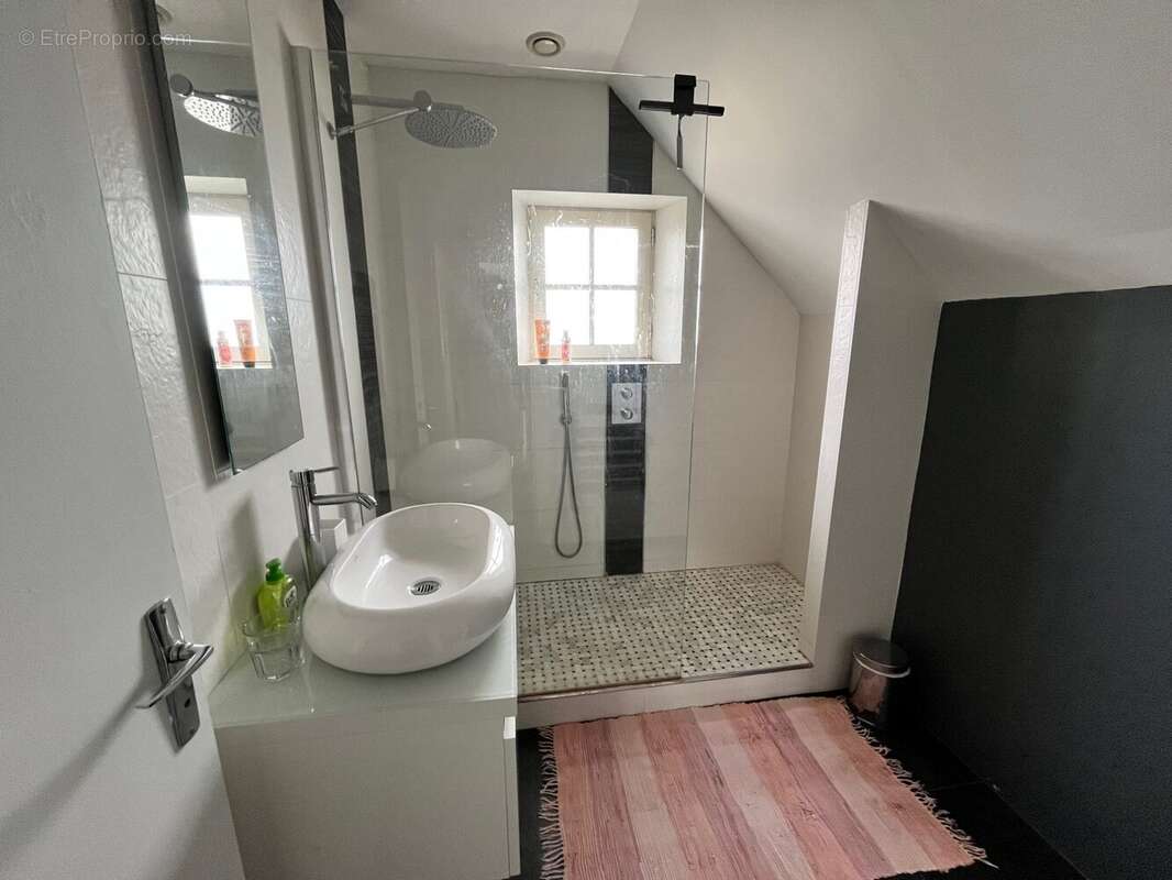 Maison à LA GOUESNIERE