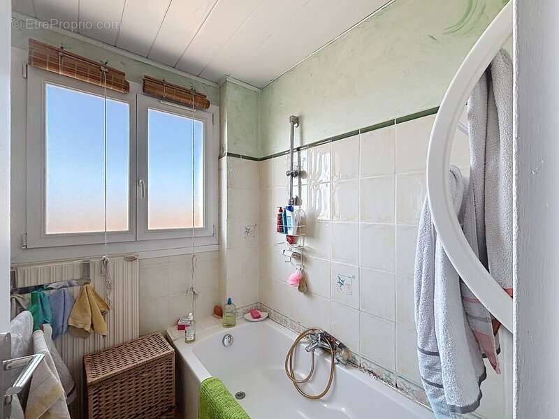 Appartement à MARSEILLE-14E