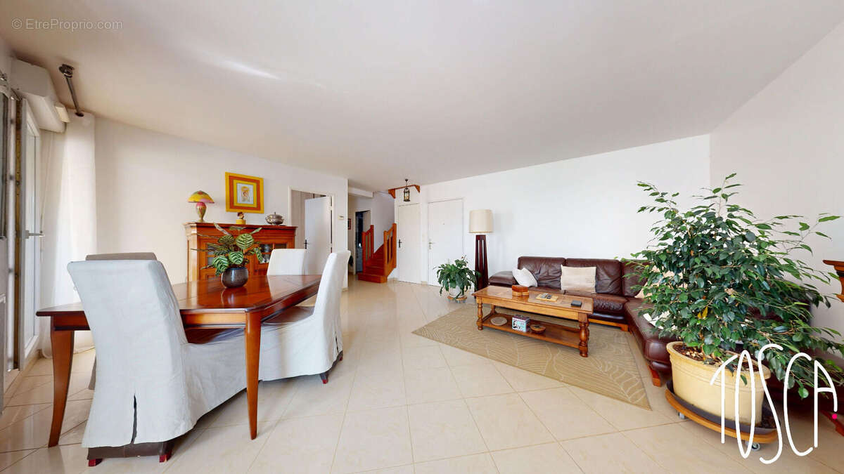 Appartement à CHOISY-LE-ROI
