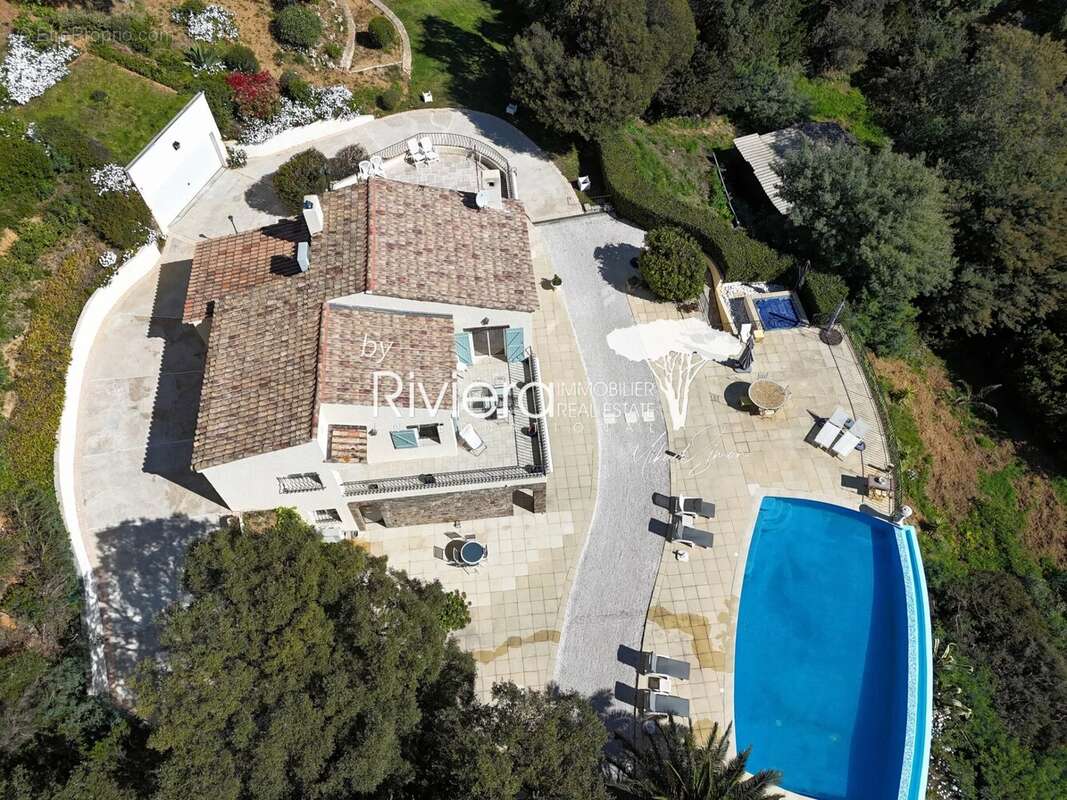 Maison à CAVALAIRE-SUR-MER