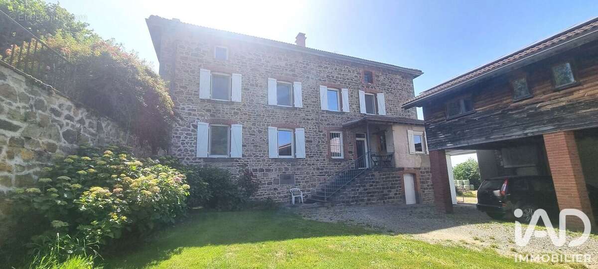 Maison 220 m² à Ronno  - photo 2